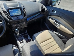 Used 2019  Ford Escape 4d SUV FWD SEL at CarloanExpress&period;Com near Hampton&comma; VA
