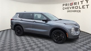 Used 2023  Mitsubishi OUTLANDER SE BLACK EDITION at CarloanExpress.Com near Hampton, VA