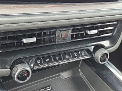 Used 2025  Chevrolet Tahoe 4WD 4dr LT at CarloanExpress&period;Com near Hampton&comma; VA
