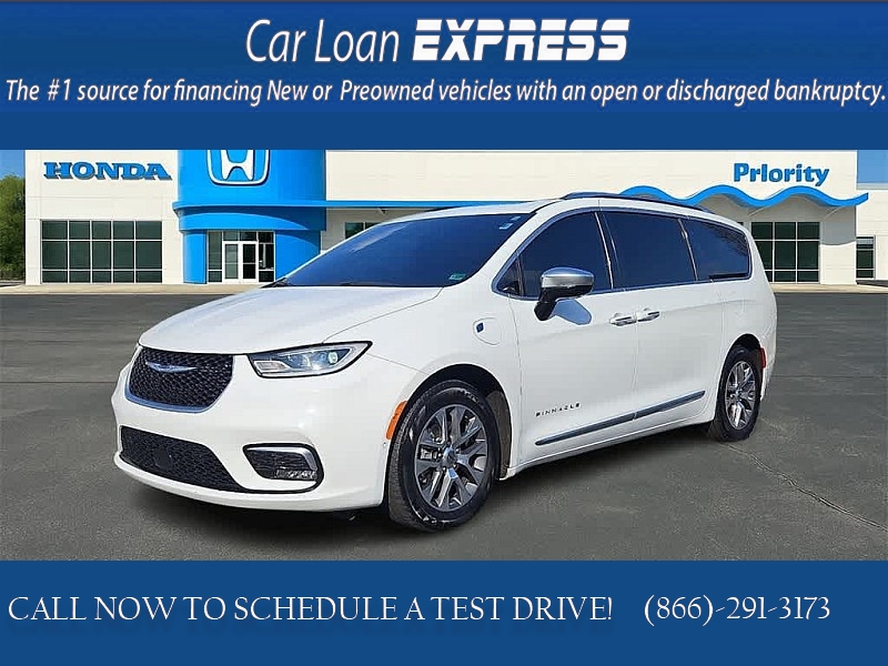 Used 2023  Chrysler Pacifica Hybrid Pinnacle FWD at CarloanExpress&period;Com near Hampton&comma; VA