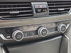 Used 2020  Honda Accord Sedan 4d LX 1.5L at CarloanExpress.Com near Hampton, VA