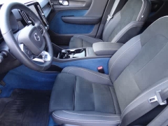 Used 2023  Volvo C40 Recharge Pure Electric Twin eAWD Ultimate at CarloanExpress&period;Com near Hampton&comma; VA