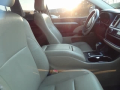 Used 2015  Toyota Highlander 4d SUV AWD XLE at CarloanExpress.Com near Hampton, VA