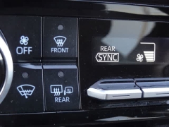 Used 2025  Toyota Highlander FWD &lpar;Natl&rpar; at CarloanExpress&period;Com near Hampton&comma; VA