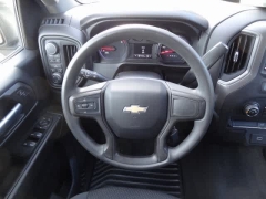 Used 2020  Chevrolet Silverado 1500 4WD Crew Cab 147" Custom at CarloanExpress.Com near Hampton, VA