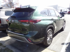 Used 2024  Toyota Highlander Hybrid Platinum AWD at CarloanExpress&period;Com near Hampton&comma; VA