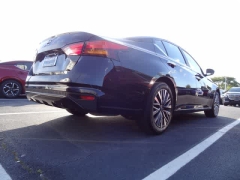 Used 2025  Nissan Altima SV FWD at CarloanExpress&period;Com near Hampton&comma; VA