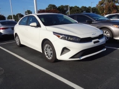 Used 2023  Kia Forte LX IVT at CarloanExpress.Com near Hampton, VA