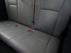 Used 2023  Toyota Highlander FWD &lpar;Natl&rpar; at CarloanExpress&period;Com near Hampton&comma; VA