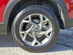 Used 2025  Chevrolet Trax FWD 4dr LT at CarloanExpress&period;Com near Hampton&comma; VA