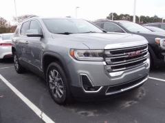 Used 2023  GMC Acadia FWD 4dr SLT at CarloanExpress&period;Com near Hampton&comma; VA