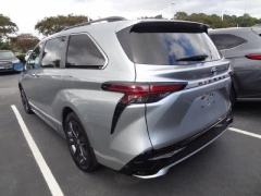 Used 2024  Toyota Sienna XSE FWD 7-Passenger at CarloanExpress&period;Com near Hampton&comma; VA