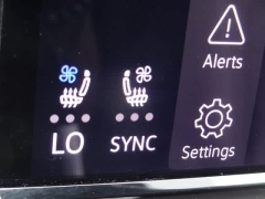 Used 2024  Volkswagen Atlas 2&period;0T SE w&sol;Technology 4MOTION at CarloanExpress&period;Com near Hampton&comma; VA