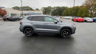 Used 2025  Volkswagen Taos SEL 4MOTION at CarloanExpress.Com near Hampton, VA