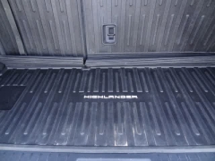 Used 2023  Toyota Highlander FWD &lpar;Natl&rpar; at CarloanExpress&period;Com near Hampton&comma; VA