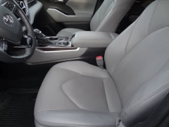 Used 2020  Toyota Highlander AWD &lpar;Natl&rpar; at CarloanExpress&period;Com near Hampton&comma; VA