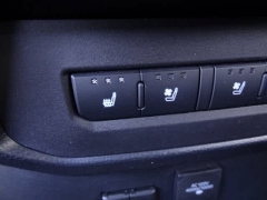 Used 2023  Toyota Tundra 4WD Platinum CrewMax 5&period;5ft Bed at CarloanExpress&period;Com near Hampton&comma; VA