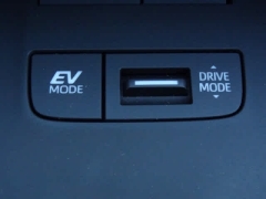 Used 2021  Toyota Venza AWD &lpar;Natl&rpar; at CarloanExpress&period;Com near Hampton&comma; VA