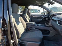 Used 2025  GMC Acadia FWD 4dr Elevation at CarloanExpress&period;Com near Hampton&comma; VA