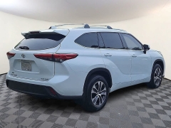 Used 2022  Toyota Highlander XLE AWD at CarloanExpress&period;Com near Hampton&comma; VA