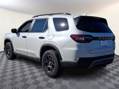 New 2026  Honda Pilot TrailSport AWD at CarloanExpress&period;Com near Hampton&comma; VA