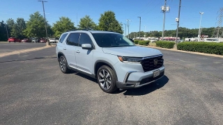 Used 2024  Honda Pilot Touring 2WD at CarloanExpress&period;Com near Hampton&comma; VA