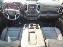 Used 2021  Chevrolet Silverado 1500 2WD Crew Cab 147" LT at CarloanExpress.Com near Hampton, VA