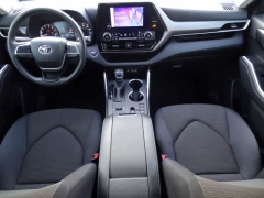 Used 2023  Toyota Highlander FWD &lpar;Natl&rpar; at CarloanExpress&period;Com near Hampton&comma; VA