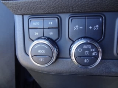 Used 2024  GMC Yukon 4WD 4dr Denali at CarloanExpress.Com near Hampton, VA