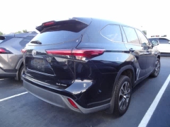 Used 2021  Toyota Highlander XLE AWD at CarloanExpress&period;Com near Hampton&comma; VA