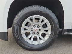 Used 2020  GMC Yukon XL 4d SUV 4WD SLT at CarloanExpress&period;Com near Hampton&comma; VA