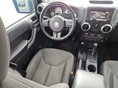 Used 2017  Jeep Wrangler Unlimited 4WD 4dr Sahara at CarloanExpress.Com near Hampton, VA