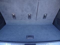 Used 2024  GMC Yukon 4WD 4dr Denali at CarloanExpress.Com near Hampton, VA