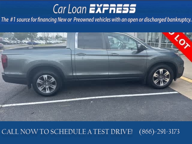 Used 2017  Honda Ridgeline Crew Cab FWD RTL at CarloanExpress.Com near Hampton, VA