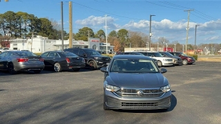 Used 2024  Volkswagen Jetta SE Auto at CarloanExpress&period;Com near Hampton&comma; VA