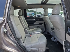 Used 2019  Toyota Highlander Limited V6 AWD &lpar;Natl&rpar; at CarloanExpress&period;Com near Hampton&comma; VA