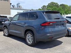 Used 2024  Toyota Grand Highlander AWD &lpar;Natl&rpar; at CarloanExpress&period;Com near Hampton&comma; VA