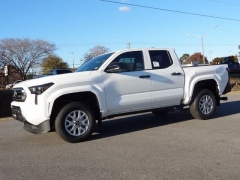 Used 2024  Toyota Tacoma 2WD SR Double Cab 5ft Bed AT at CarloanExpress&period;Com near Hampton&comma; VA