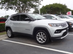 Used 2025  Jeep Compass Limited 4x4 at CarloanExpress&period;Com near Hampton&comma; VA