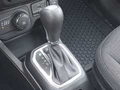 Used 2023  Jeep Renegade Altitude 4x4 at CarloanExpress&period;Com near Hampton&comma; VA