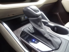 Used 2022  Toyota Highlander Hybrid Platinum AWD at CarloanExpress&period;Com near Hampton&comma; VA