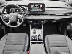 Used 2023  Mitsubishi OUTLANDER SE BLACK EDITION at CarloanExpress.Com near Hampton, VA