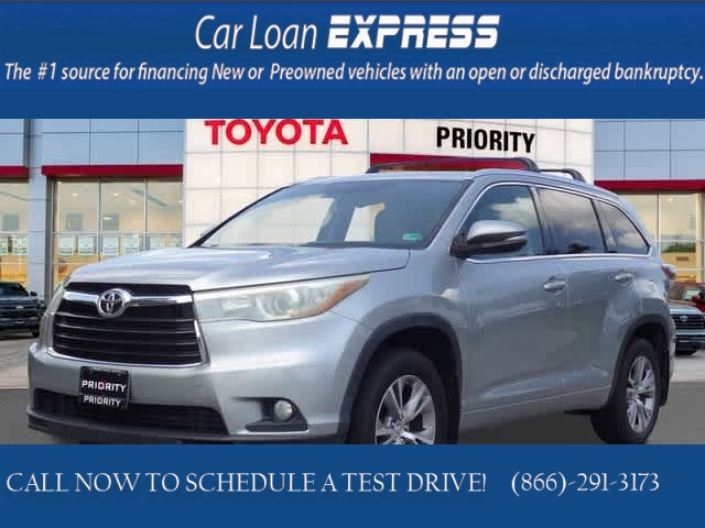 Used 2015  Toyota Highlander 4d SUV AWD XLE at CarloanExpress.Com near Hampton, VA