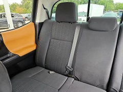 Used 2019  Toyota Tacoma 2WD Double Cab 5' Bed V6 AT &lpar;Natl&rpar; at CarloanExpress&period;Com near Hampton&comma; VA
