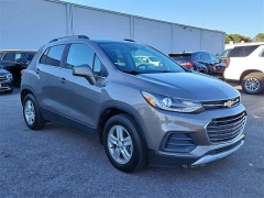 Used 2020  Chevrolet Trax 4d SUV FWD LT at CarloanExpress.Com near Hampton, VA