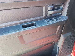 Used 2019  Ram 1500 Classic Tradesman 4x4 Crew Cab 5'7" Box at CarloanExpress&period;Com near Hampton&comma; VA
