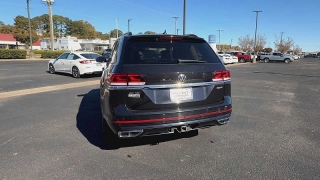 Used 2021  Volkswagen Atlas 3.6L V6 SE w/Technology R-Line 4MOTION at CarloanExpress.Com near Hampton, VA