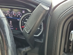 Used 2020  Chevrolet Silverado 1500 4WD Crew Cab 147" High Country at CarloanExpress&period;Com near Hampton&comma; VA