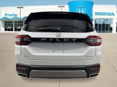 New 2026  Honda Pilot Elite AWD at CarloanExpress&period;Com near Hampton&comma; VA