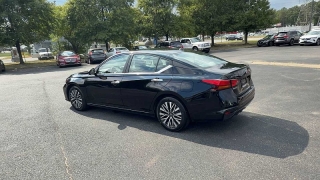 Used 2024  Nissan Altima 2&period;5 SV Sedan at CarloanExpress&period;Com near Hampton&comma; VA